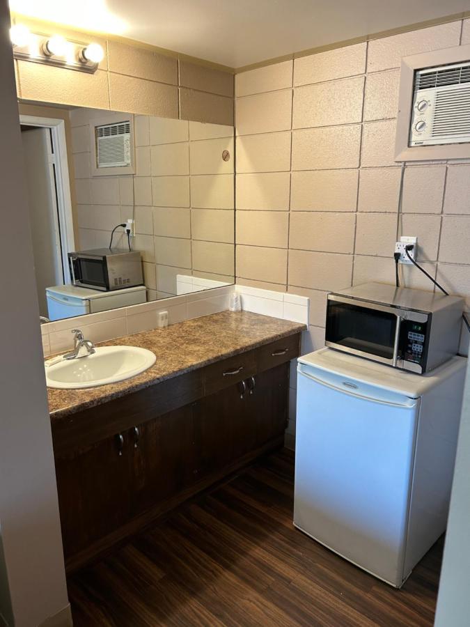 Goodknight Inn Lloydminster Zewnętrze zdjęcie